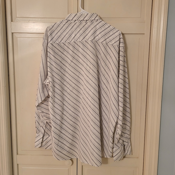 Men's button down shirt - Picture 3 of 4